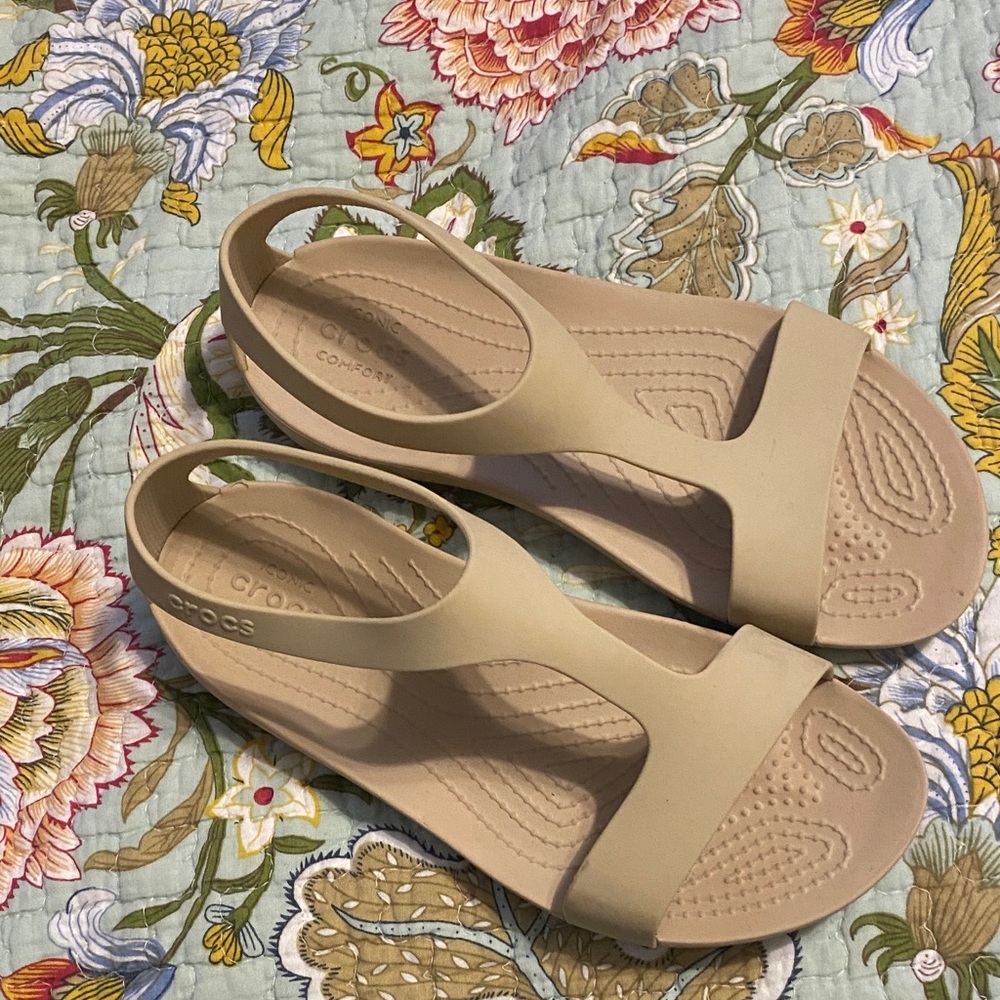 CROCS Beige Sandals Selena